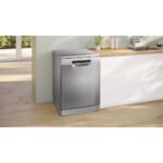 ⁦Bosch Series 4  Free-Standing Dishwasher 60 cm  14 place settings  Home Connect Remote Monitoring and Control1 Year Manufacturing Warranty  SMS4ECI26M Brushed steel anti-fingerprint⁩ - الصورة ⁦4⁩