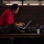 14-inch MacBook Pro: Apple M3 chip with 8‑core CPU and 10‑core GPU. 512GB SSD - Space Gray - الصورة 8